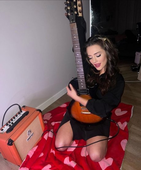 Mae Welsch onlyfans nudes leaked