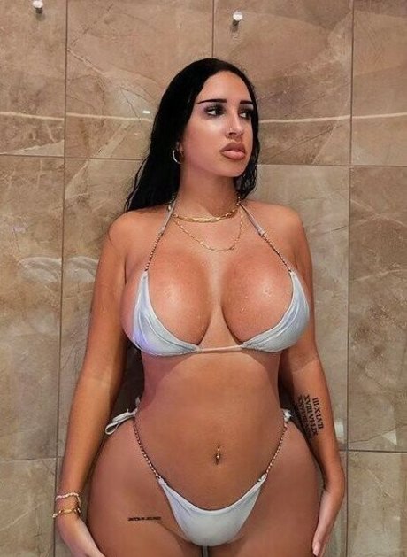 Mikaelabrbs on onlyfans