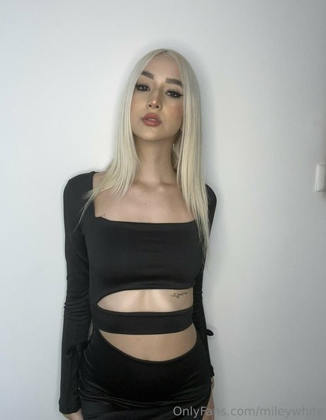 mileywhite onlyfans naked leaked
