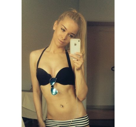 Kinga Kujawska naked onlyfans leaked