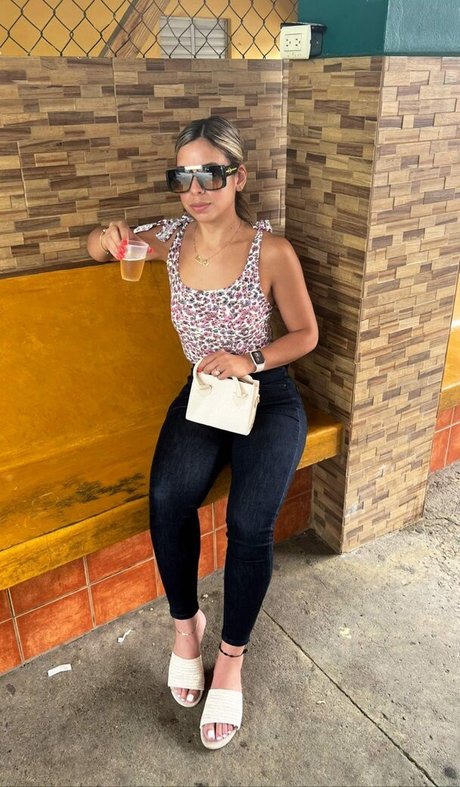 Solibeth Brito onlyfans lean