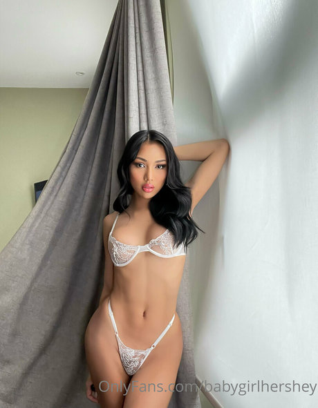 Babygirl Hershey onlyfans naked leak