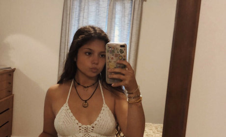 Chloe Forero onlyfans topless