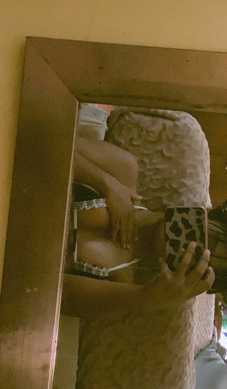 BunniBee onlyfans leake