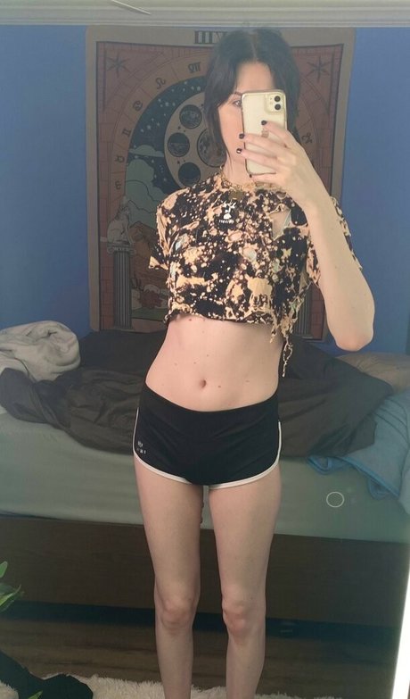 Annie Dro onlyfans tits