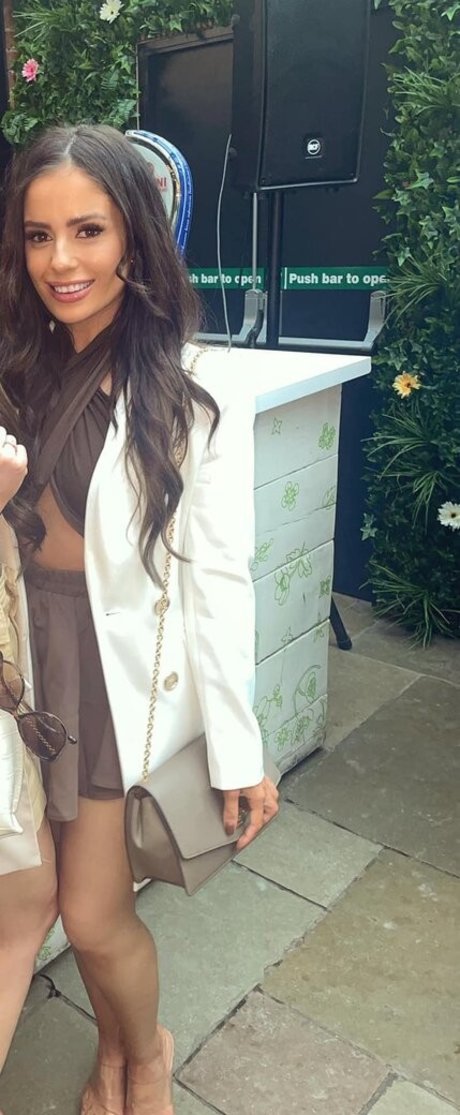 Megan L onlyfans nsfw