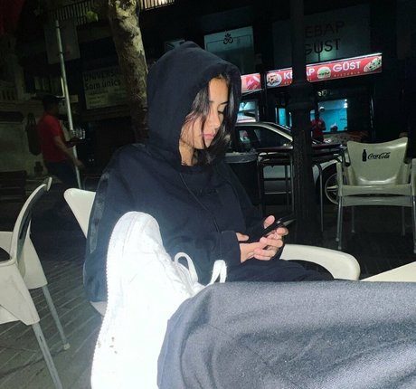 narjess onlyfans naked