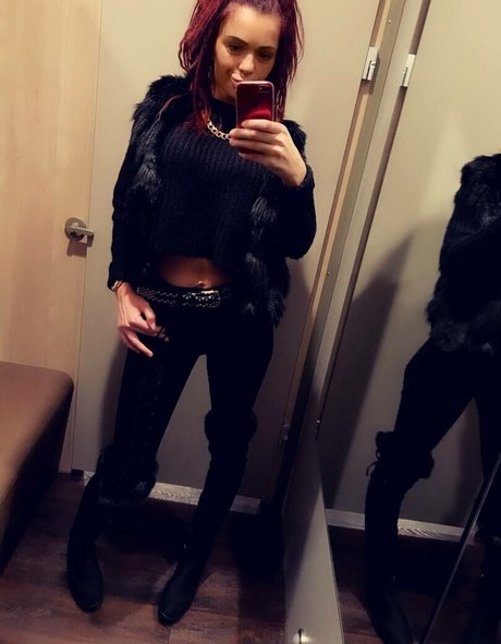 Iasmina Roxana nude leaked onlyfans