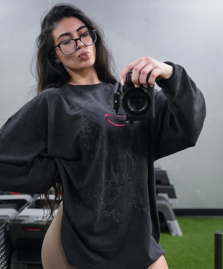 flexwness only fans content