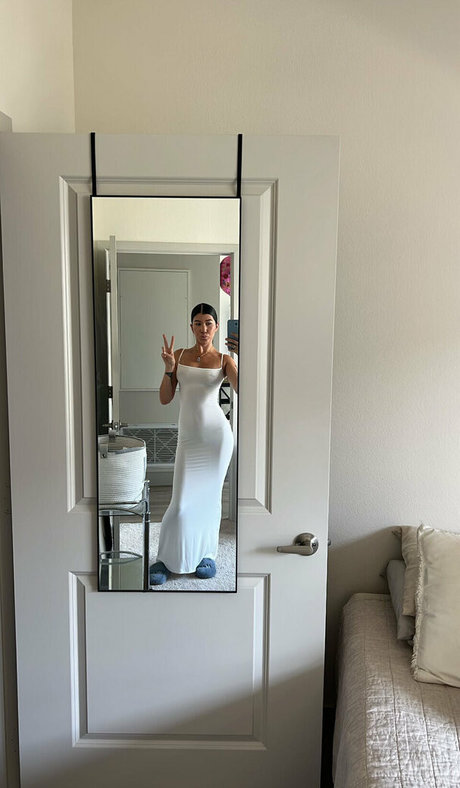 thesophiakelly onlyfans lesk