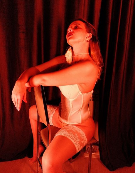 MonroCocos onlyfans creator