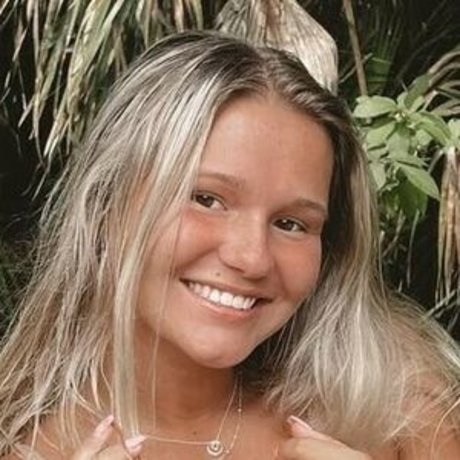 Emily Sentner onlyfans porn leaked