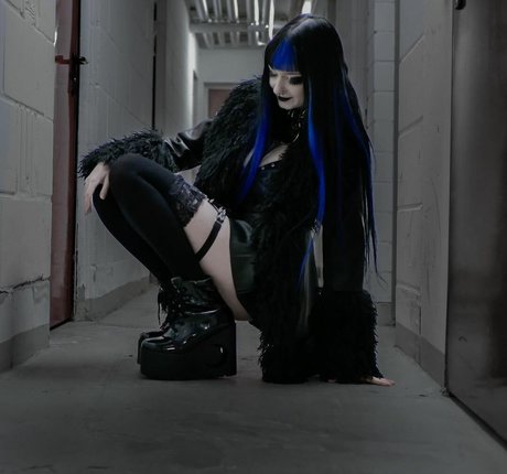 CreepyCassy onlyfans model photo