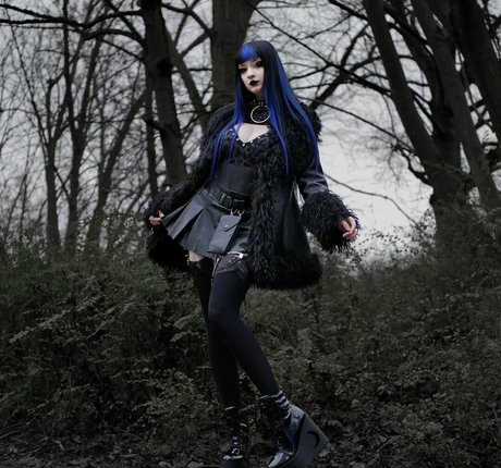 CreepyCassy Profile pic