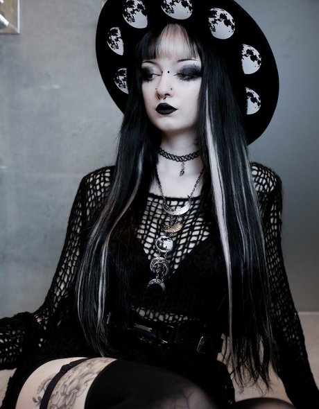 CreepyCassy onlyfans leaked pics