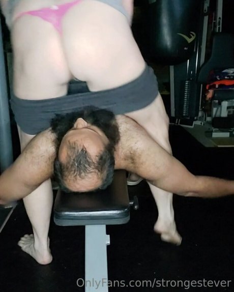 Becca Swanson onlyfans leaked free