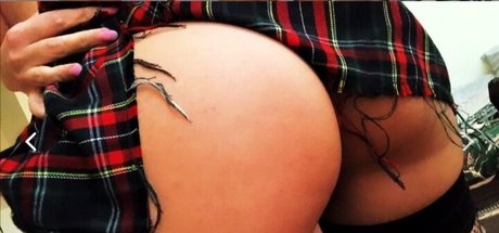 bhadxbambii nude onlyfans leaks