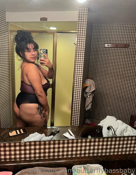 butterflybassbaby onlyfans nude photos