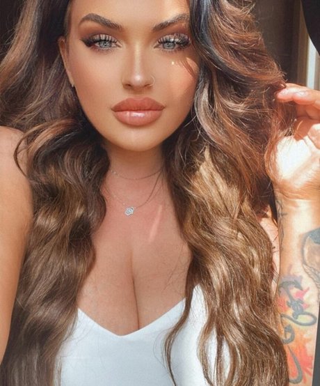 Aimee Nowell porn onlyfans