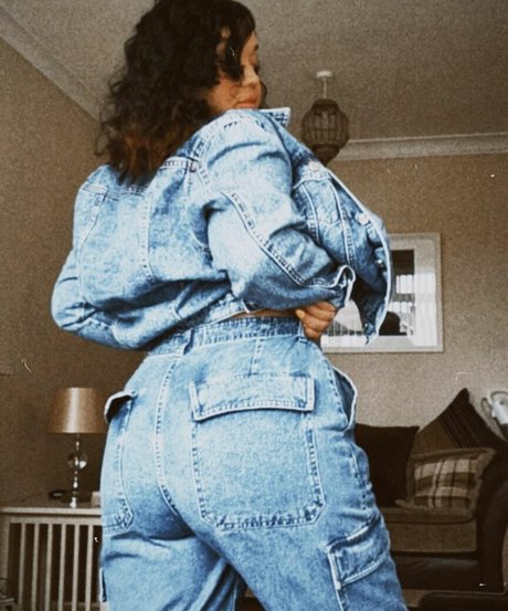 caravernon onlyfans content