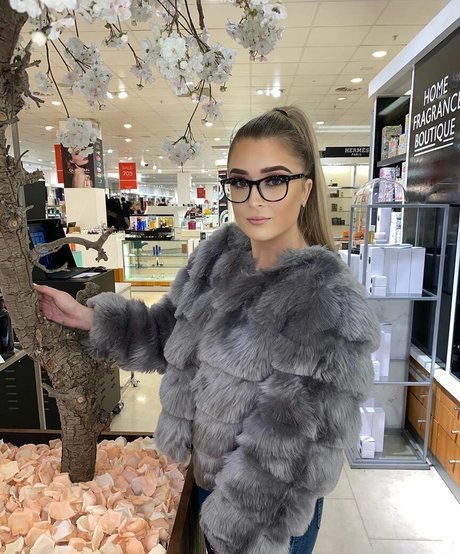 Alex Estelle onlyfans nude photos