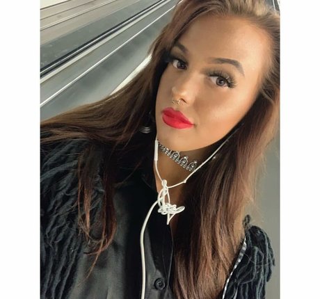 Bobbie Cook free onlyfans