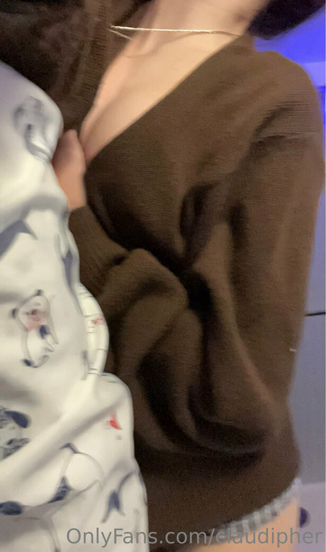 claudipher onlyfans model images