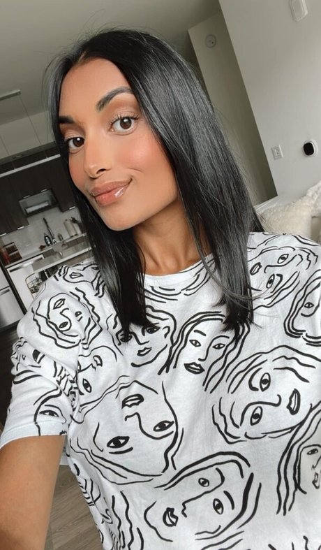 Zia Natasha Lehman nude onlyfans