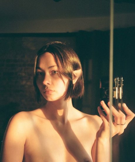 Bridget Gao Hollitt onlyfans lesk