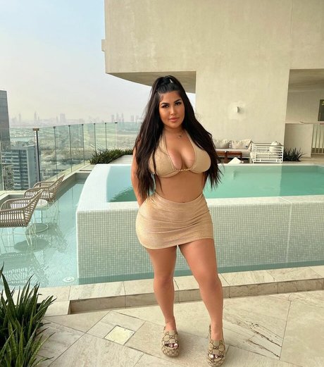 Nasim Morales onlyfans naked leak
