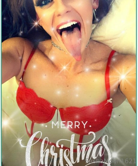 sashamoon1621 onlyfans archive