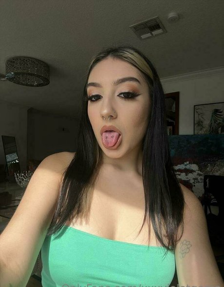 Violet Gems onlyfans leaks naked