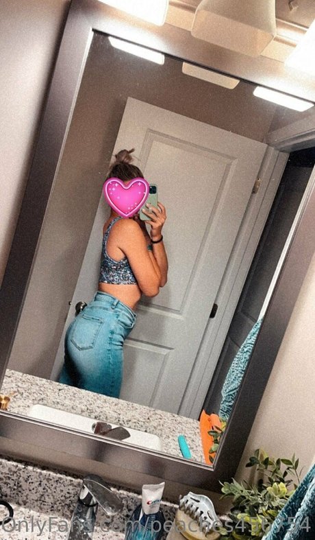 peaches456754 leak only fans