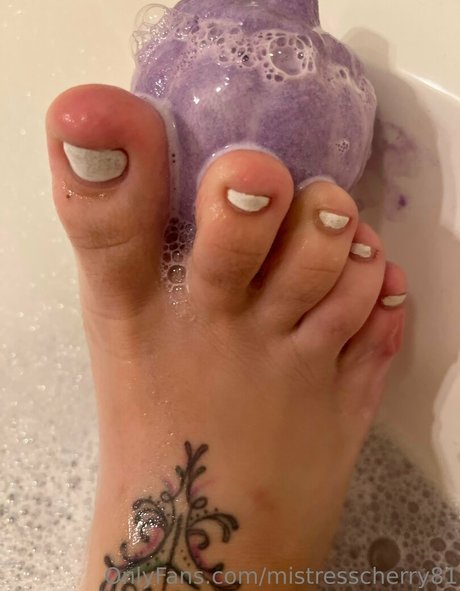 mistresscherry81 onlyfans leak