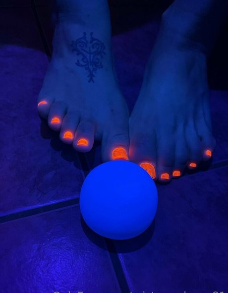 mistresscherry81 nude only fans