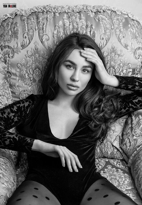 Yan Mcline onlyfans porn nude