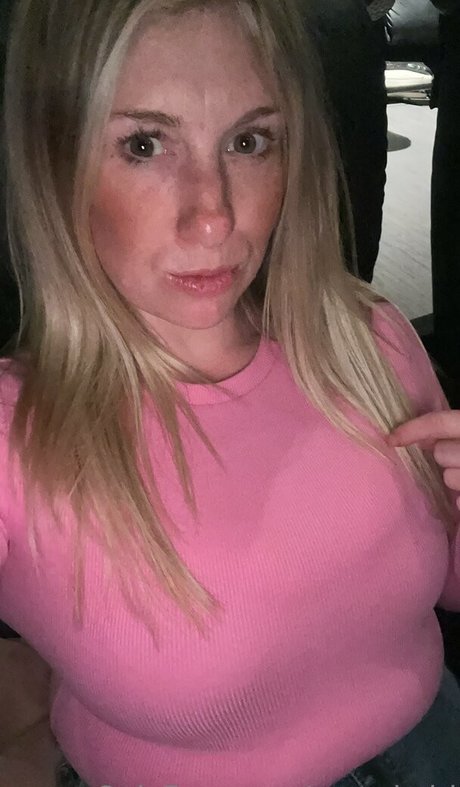 curvykgirl naked onlyfans