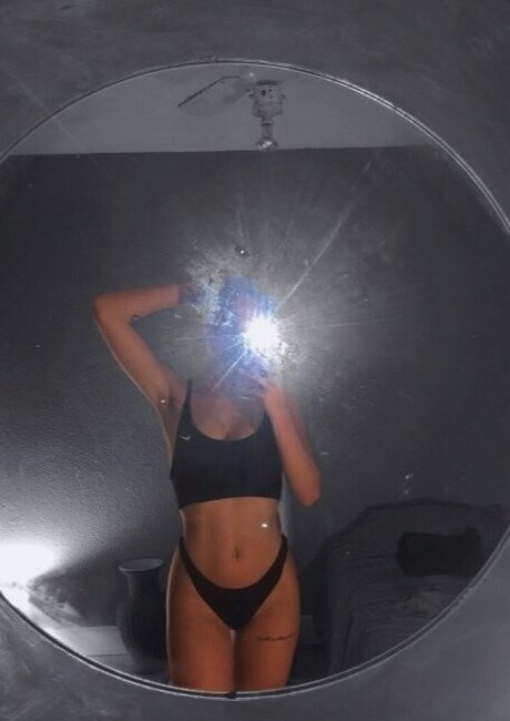 Jazzkerins naked on onlyfans