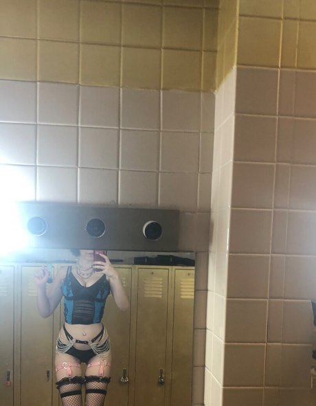 leez_____ onlyfans leaked porn