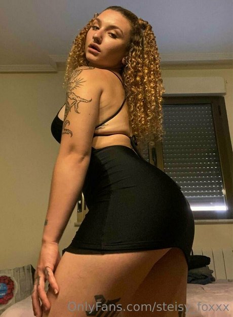 steisy foxxx onlyfans content type