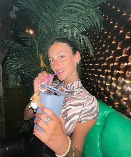 Tatiana Schwartz boobs onlyfans