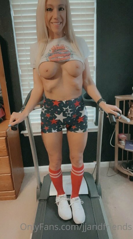 jjandfriends onlyfans leak free