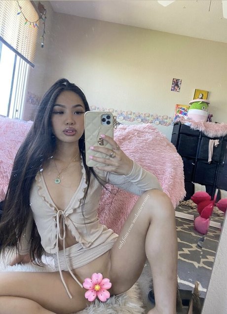 wetaja onlyfans model