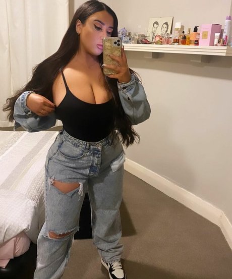 Maria Luisa leaked onlyfans pics