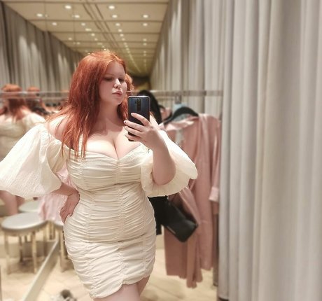 Anna Bernadi onlyfans public photos