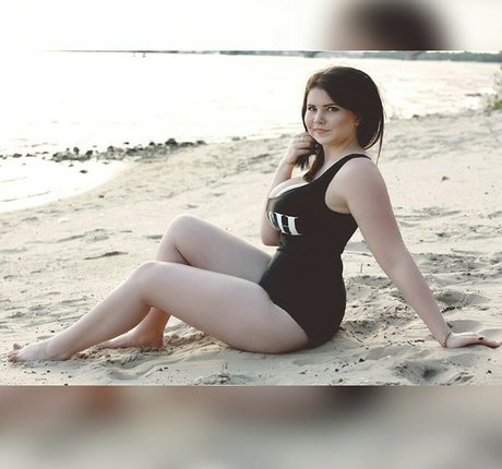 petite teen onlyfans hot naked picture