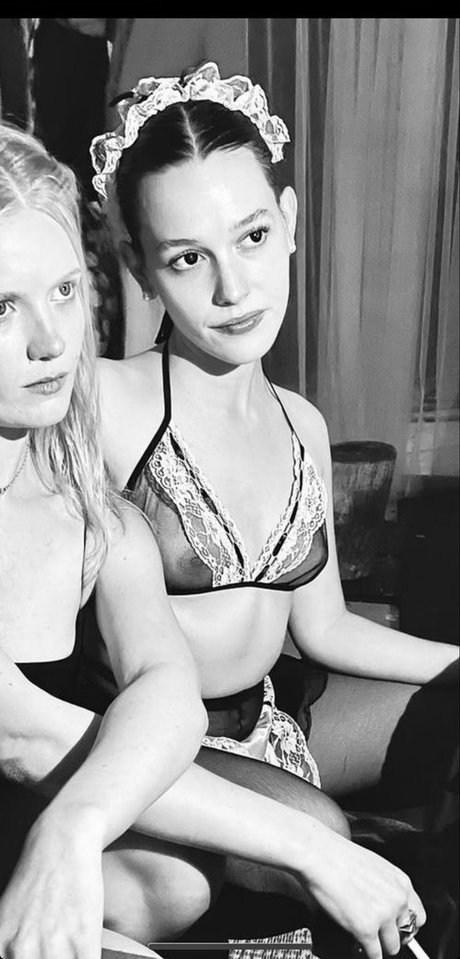 Victoria Pedretti onlyfans leaked