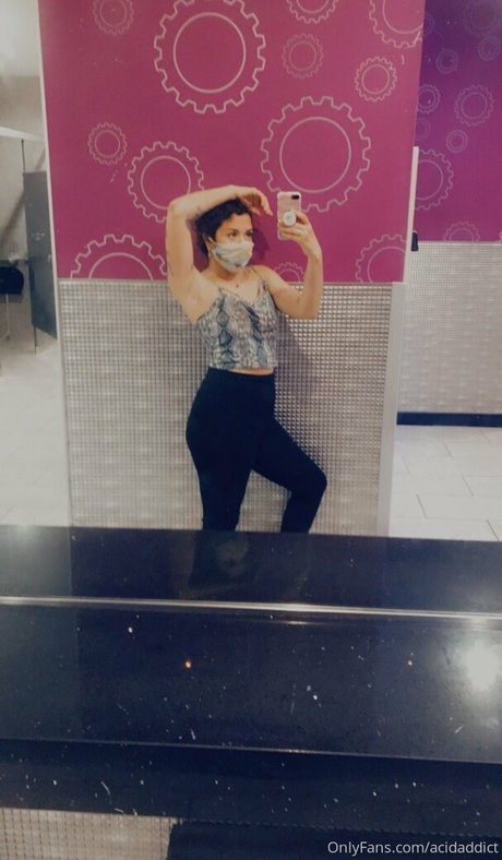 acidaddict only fans.