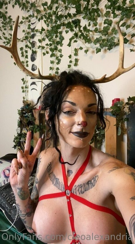 cleoalexandria onlyfans nude tits