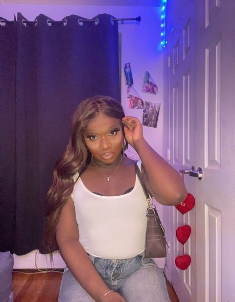 sissy serayah onlyfans leams